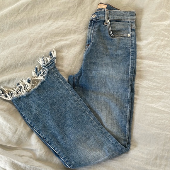 7 For All Mankind Luxe Vintage High Waisted Crop Straight Leg Jean- Lady Blue